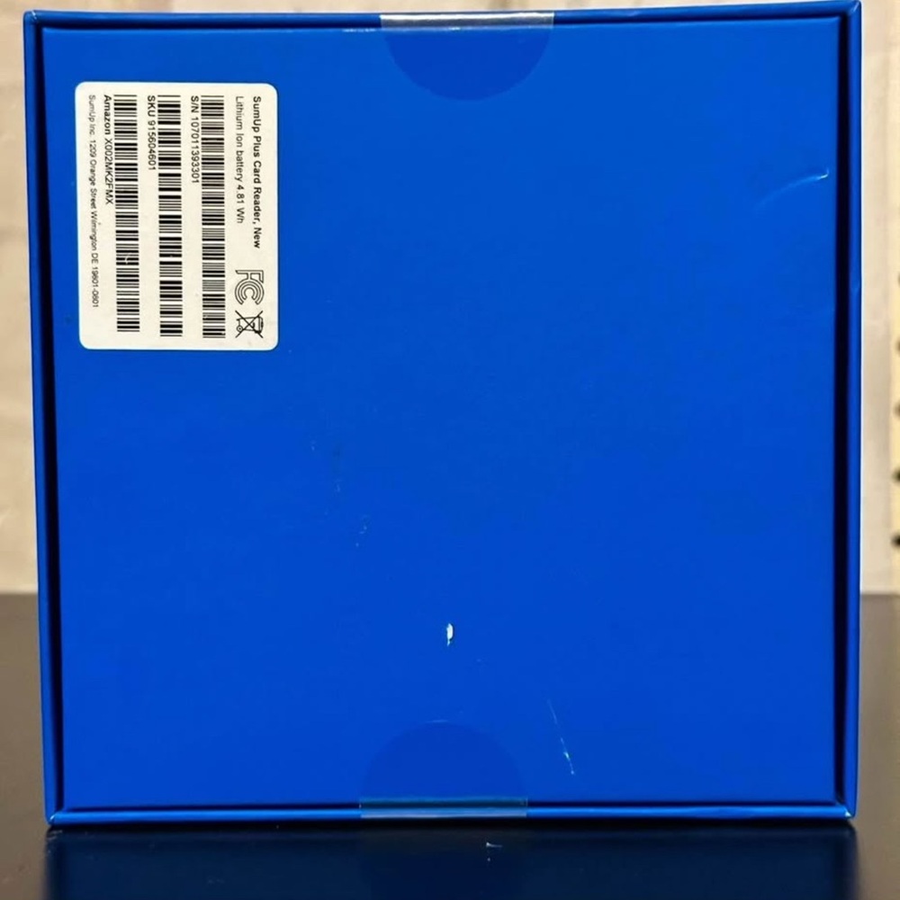Plus Card Reader - White - Picture 2 of 4